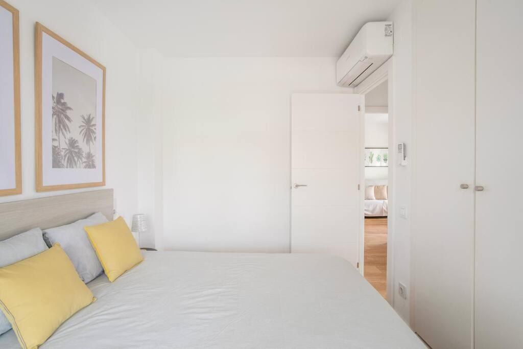Sea View, Pool, Free Parking, Wifi, Port Aventura Appartement Salou Buitenkant foto