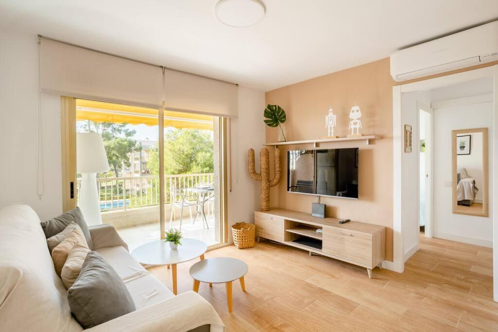 Sea View, Pool, Free Parking, Wifi, Port Aventura Appartement Salou Buitenkant foto